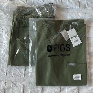 Dark Olive Figs Joggers, Size S Petite